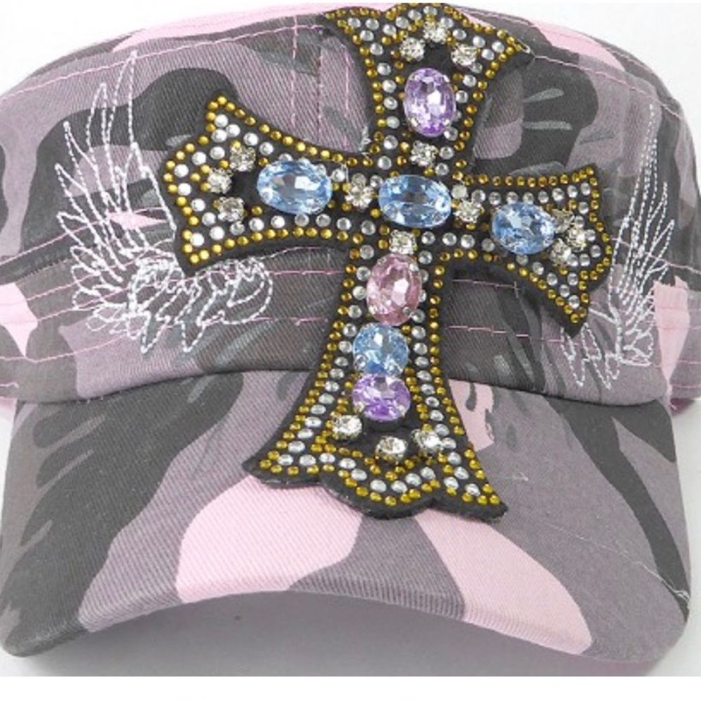 🌷❤️🌸NWT Camo Cross Cadet Hat